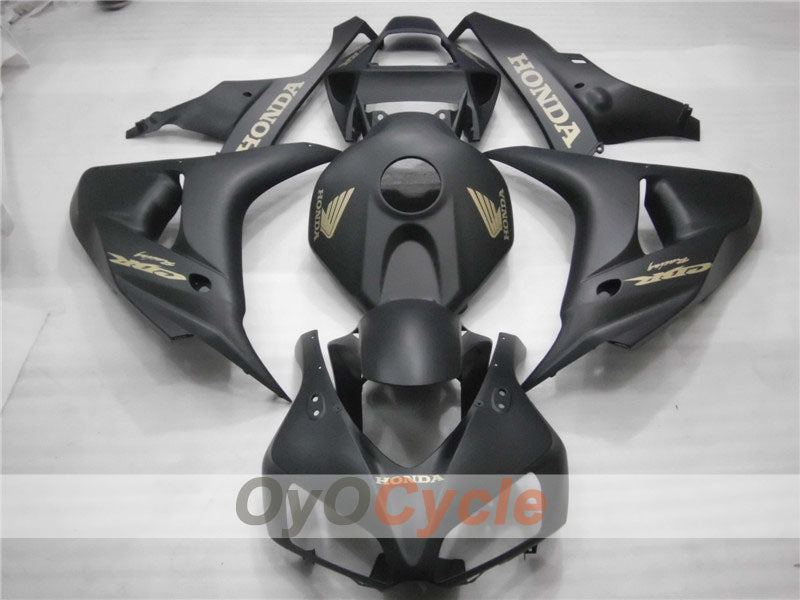 Kit de carénages à injection pour CBR1000RR 06-07 - Noir, mat - Style d'origine #OYO87900628 Image principale du produit