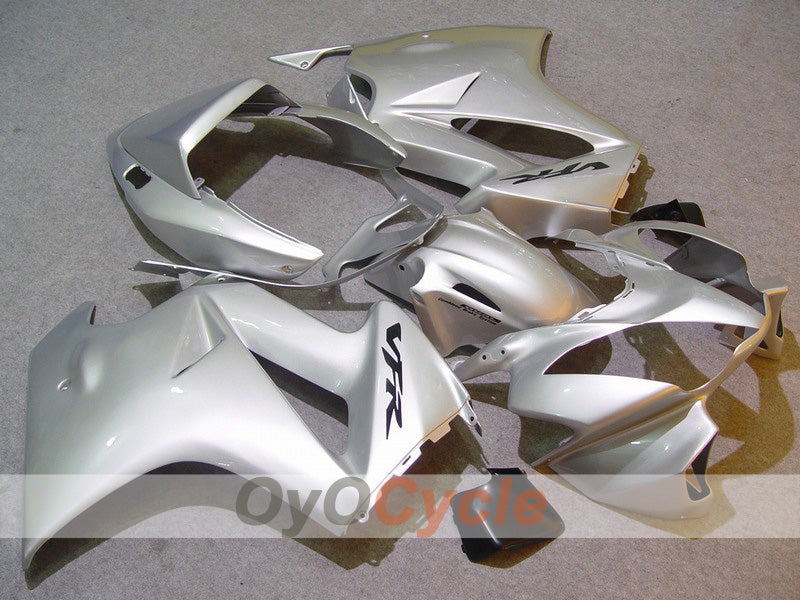 Kit de carénage à injection pour VFR800 02-13 - Argent - Style d’origine #OYO87902828 Image principale du produit