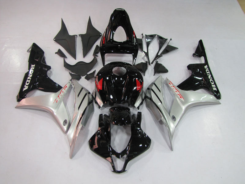 Kit de carénage à injection pour CBR600RR 07-08 - Noir, Argent - Style d'origine #OYO87900383 Image principale du produit