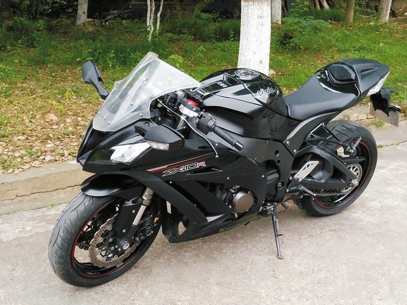 Autocollant / sticker pour carénage de moto #OYO87914548