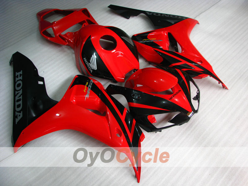 Kit de carénage à injection pour CBR1000RR 06-07 - Rouge, Noir - Fireblade #OYO87900575 Image principale du produit