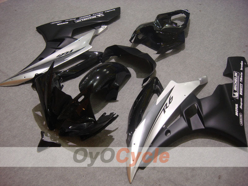 Kit de carénage injecté pour YZF-R6 06-07 - Noir, argenté, mat - Style usine #OYO87900946