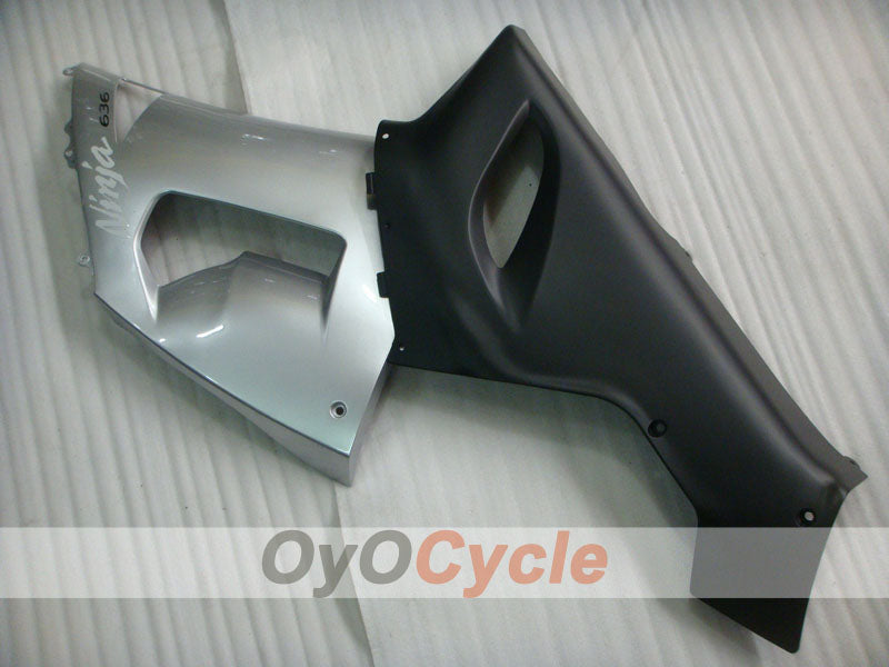 Kit de carénage en injection pour NINJA ZX-6R 05-06 - Noir, argent - Style d'origine #OYO87901850