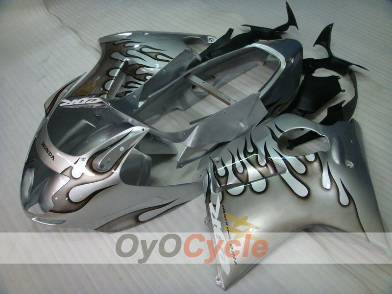 Kit de carénage à injection pour CBR1100XX 96-07 - Noir, Argent - Flamme #OYO87902801