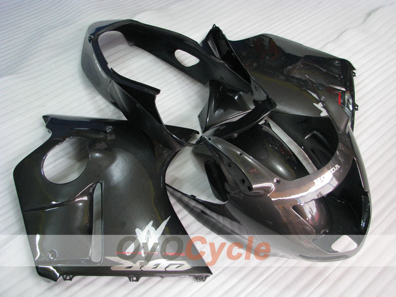 Kit de carénages à injection pour CBR1100XX 96-07 - Noir - Style d'origine #OYO87902811 Image principale du produit