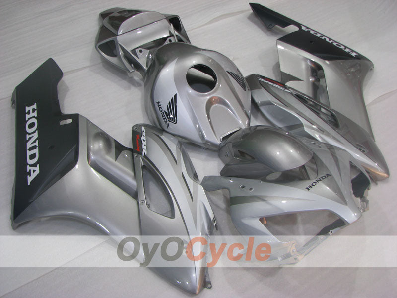 Kit de carénage à injection pour CBR1000RR 04-05 - Gris - Style d'origine #OYO87904952 Image principale du produit