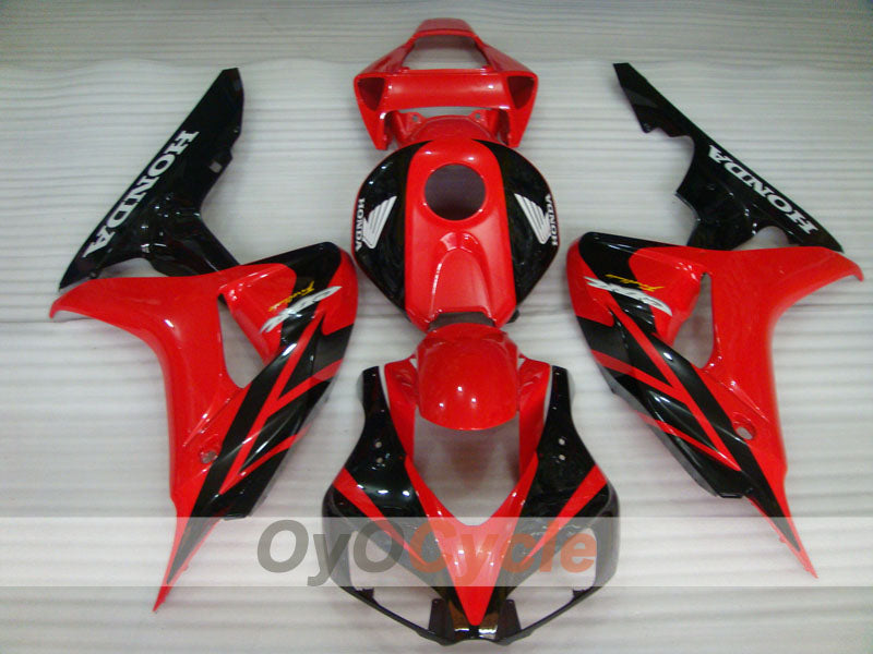 Kit de carénage à injection pour CBR1000RR 06-07 - Rouge, Noir - Style d'origine #OYO87905001 Image secondaire du produit