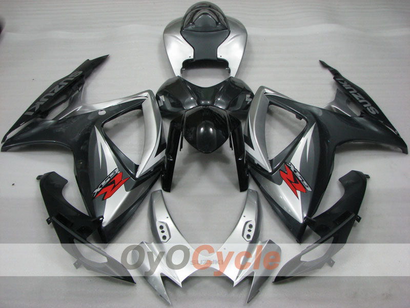Kit de carénage à injection pour GSX R600 06-07 - Noir, Argent - Style d'origine #OYO87905312