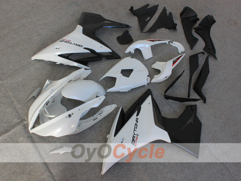 Kit de carénage à injection pour Triumph Daytona 675 13-14 - Blanc, noir - Style d'origine #OYO87906313 Image principale du produit